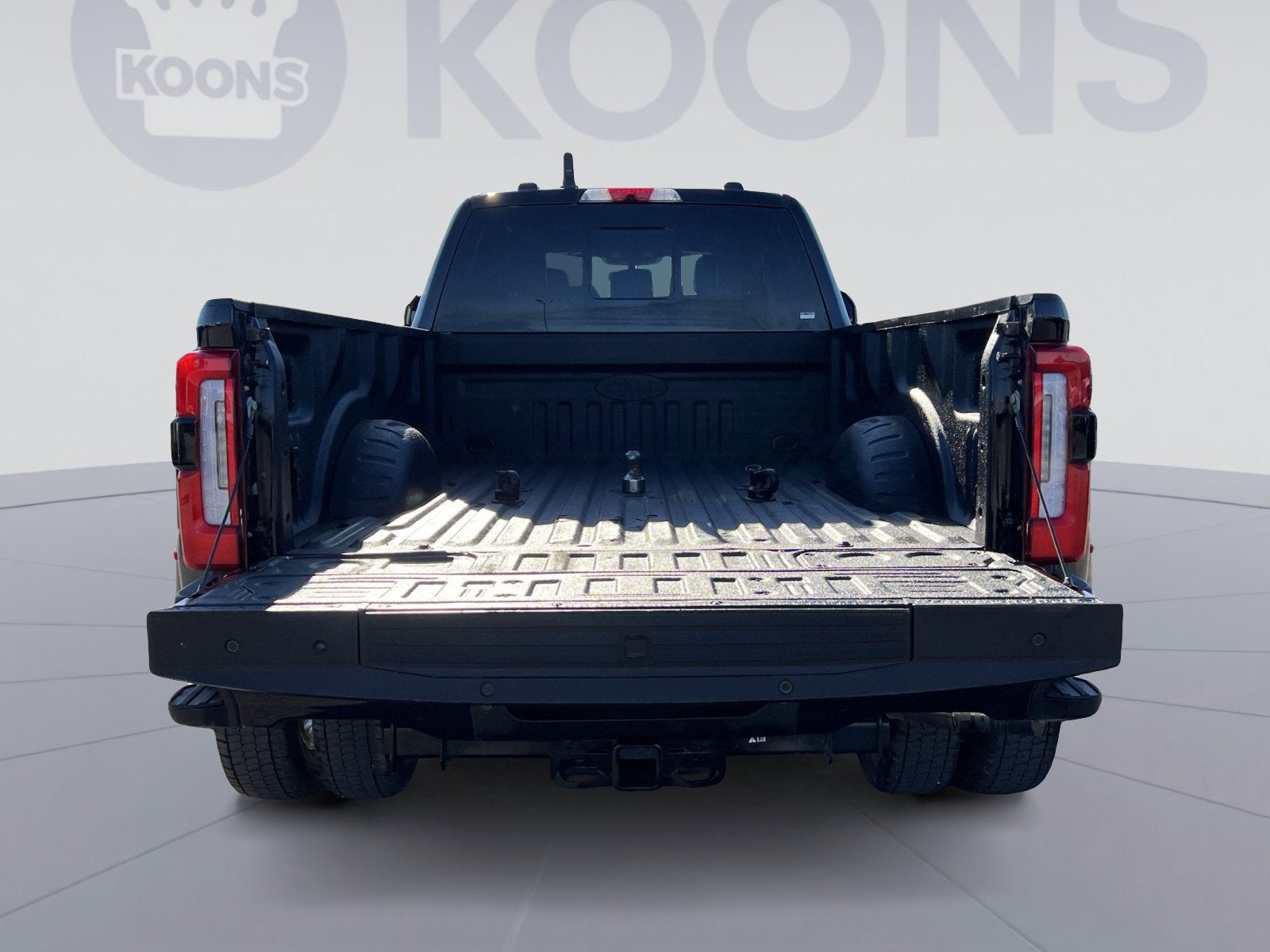 2024 Ford F-450SD Platinum