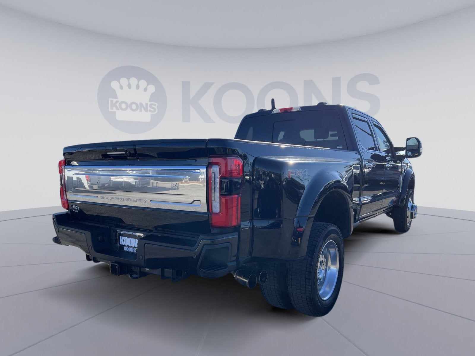 2024 Ford F-450SD Platinum