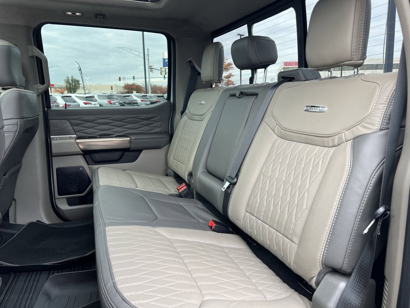 2025 Ford F-450SD Platinum