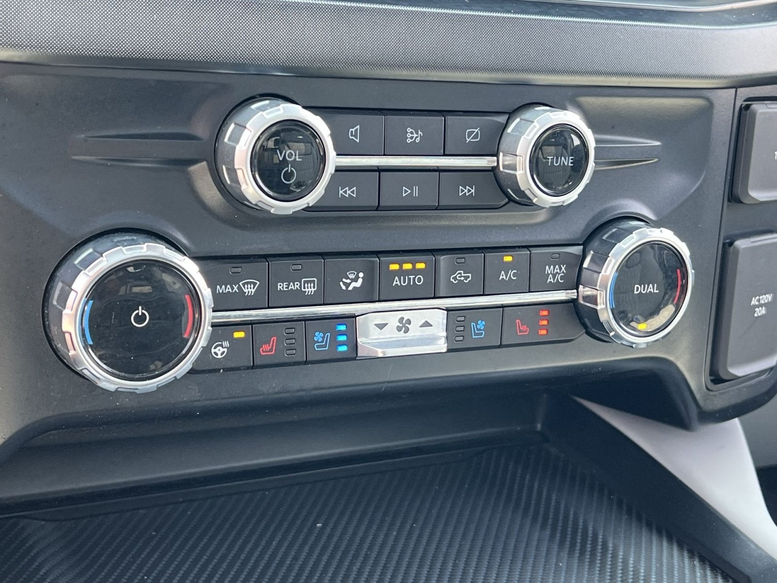2024 Ford F-450SD Limited