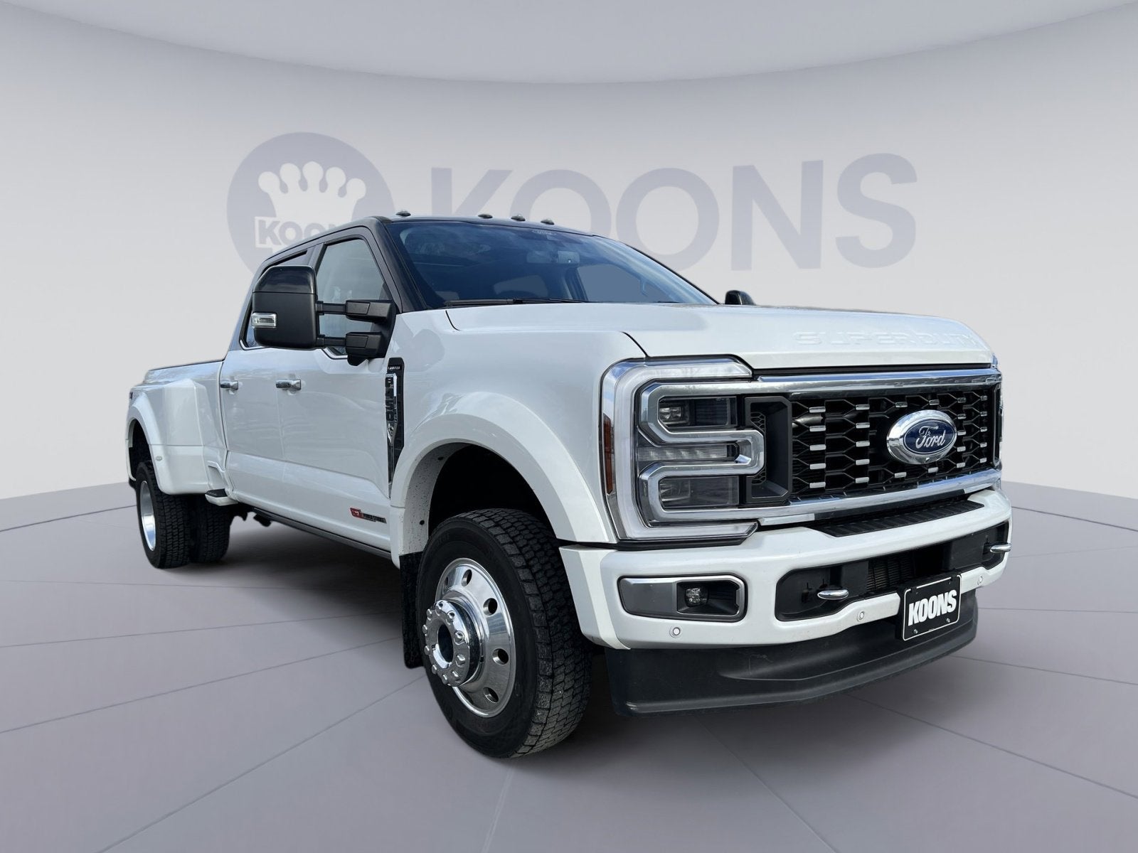 2024 Ford F-450SD Limited