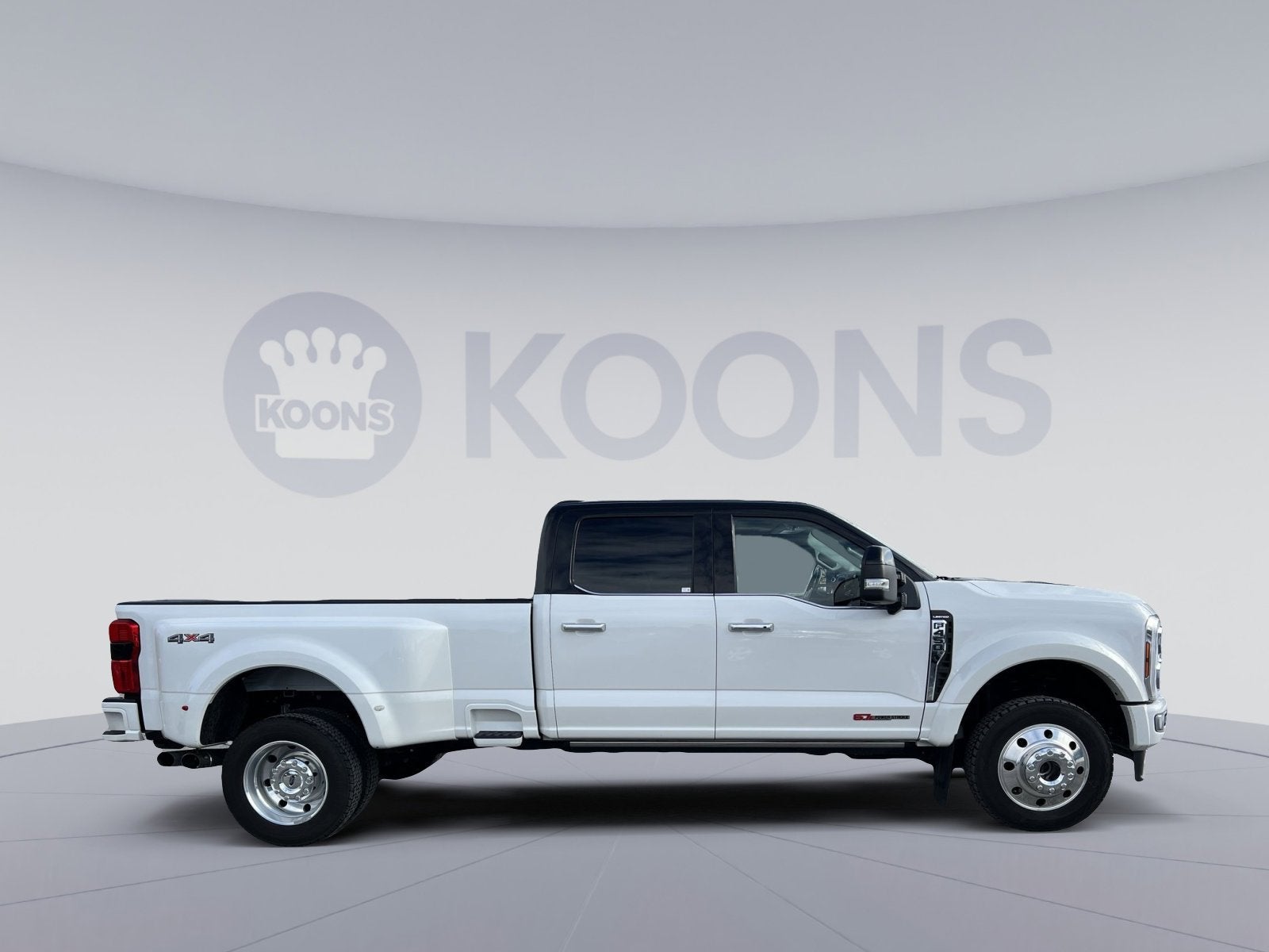 2024 Ford F-450SD Limited
