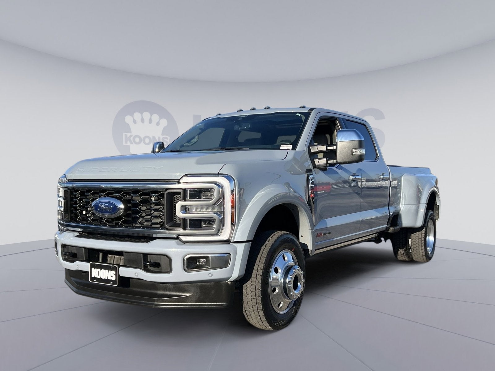 2025 Ford F-450SD Platinum