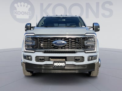 2025 Ford F-450SD Platinum