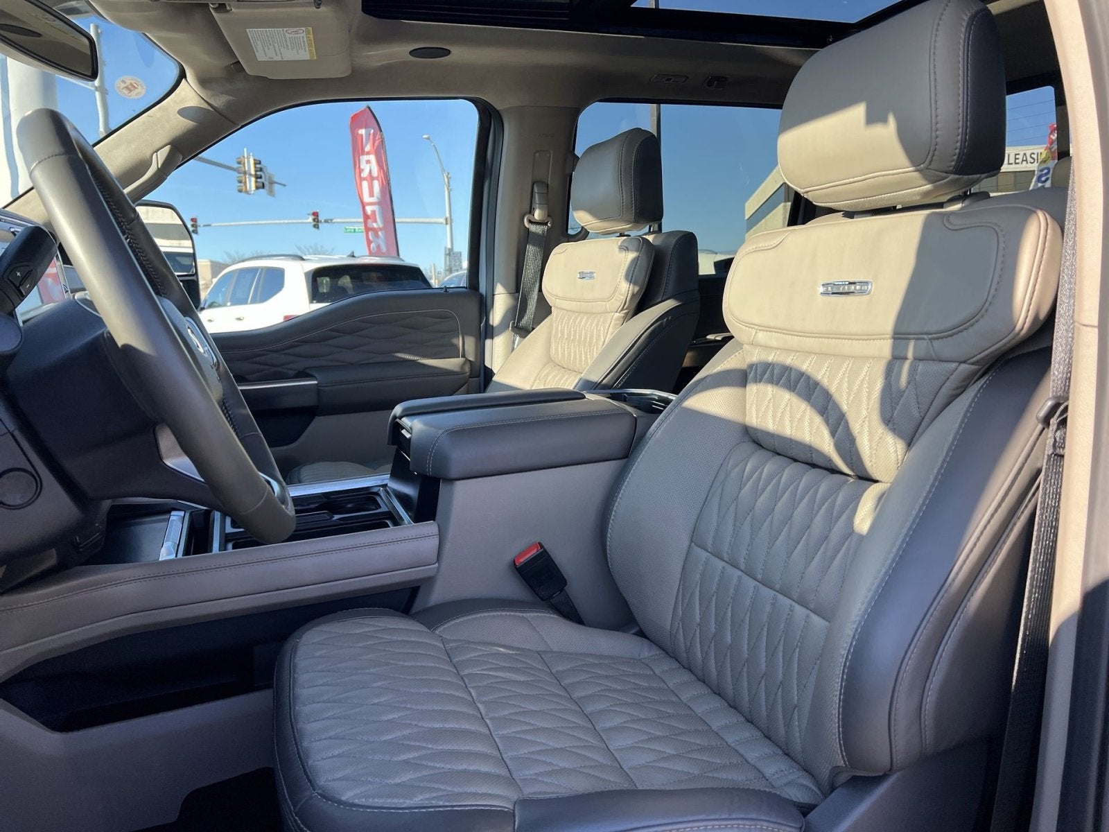 2025 Ford F-450SD Platinum