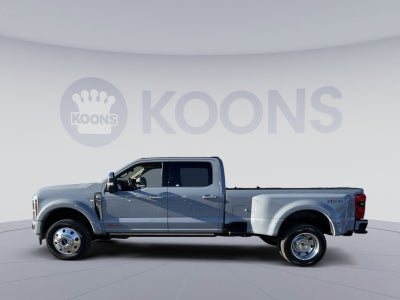 2025 Ford F-450SD Platinum