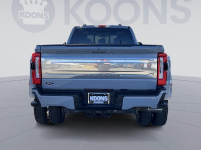 2025 Ford F-450SD Platinum