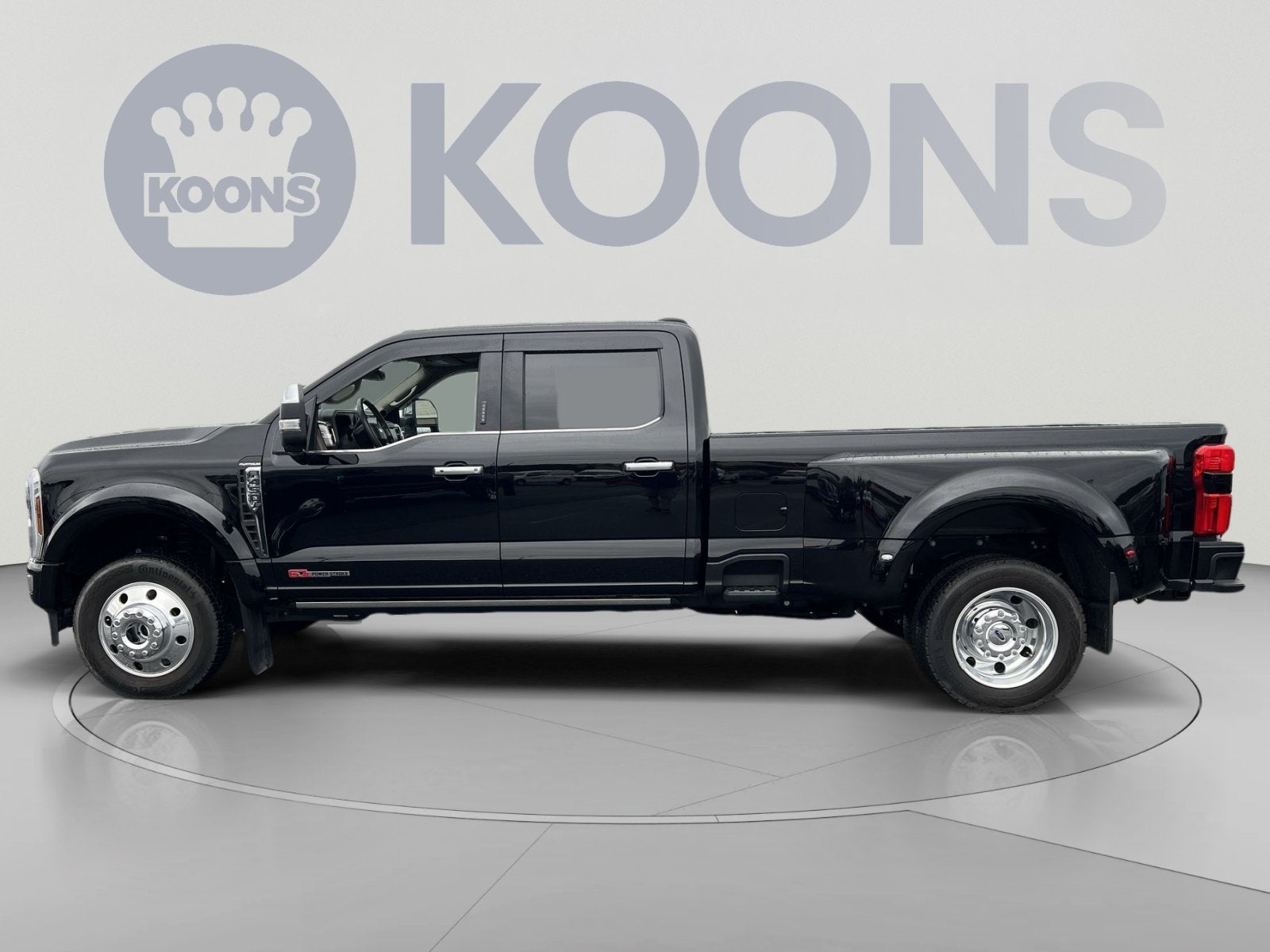 2026 Ford F-450SD Platinum