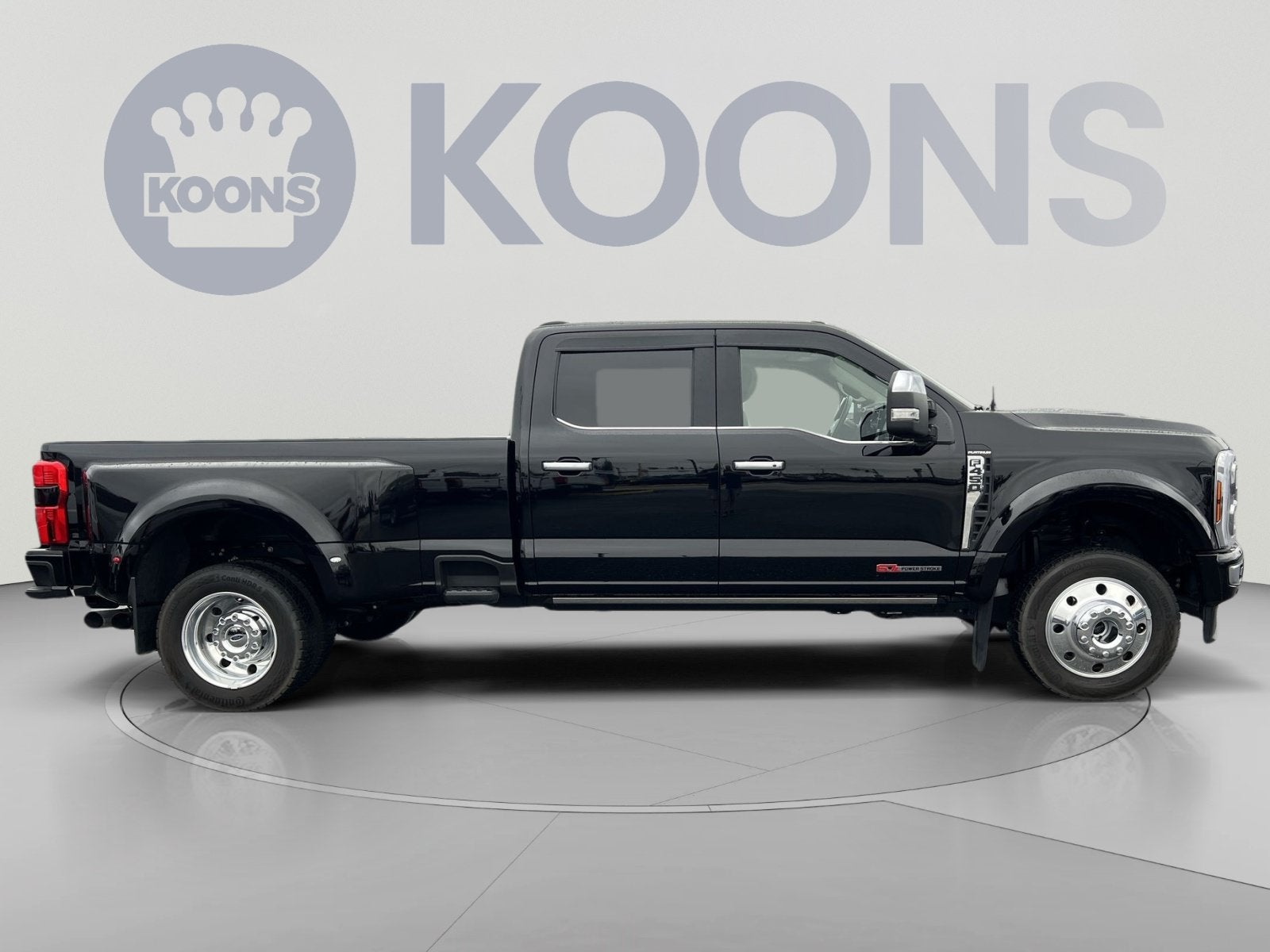 2026 Ford F-450SD Platinum