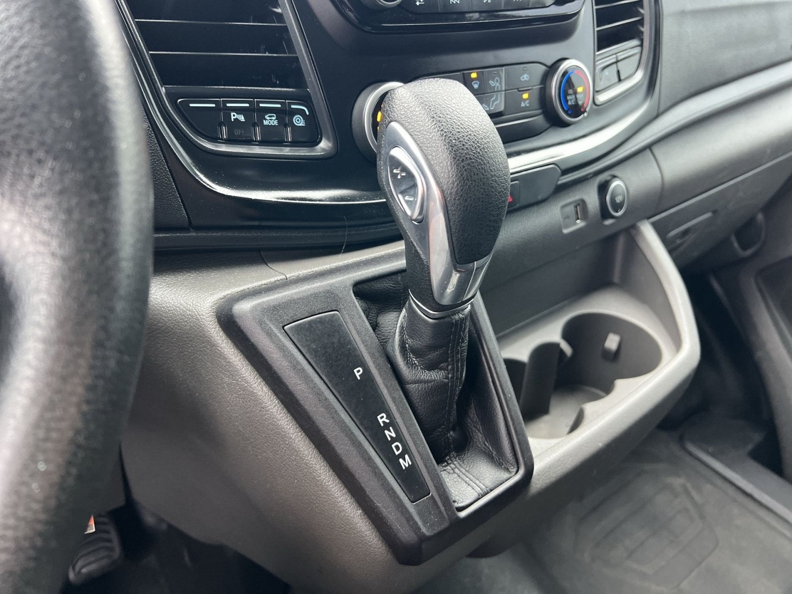 2022 Ford Transit-250 Base