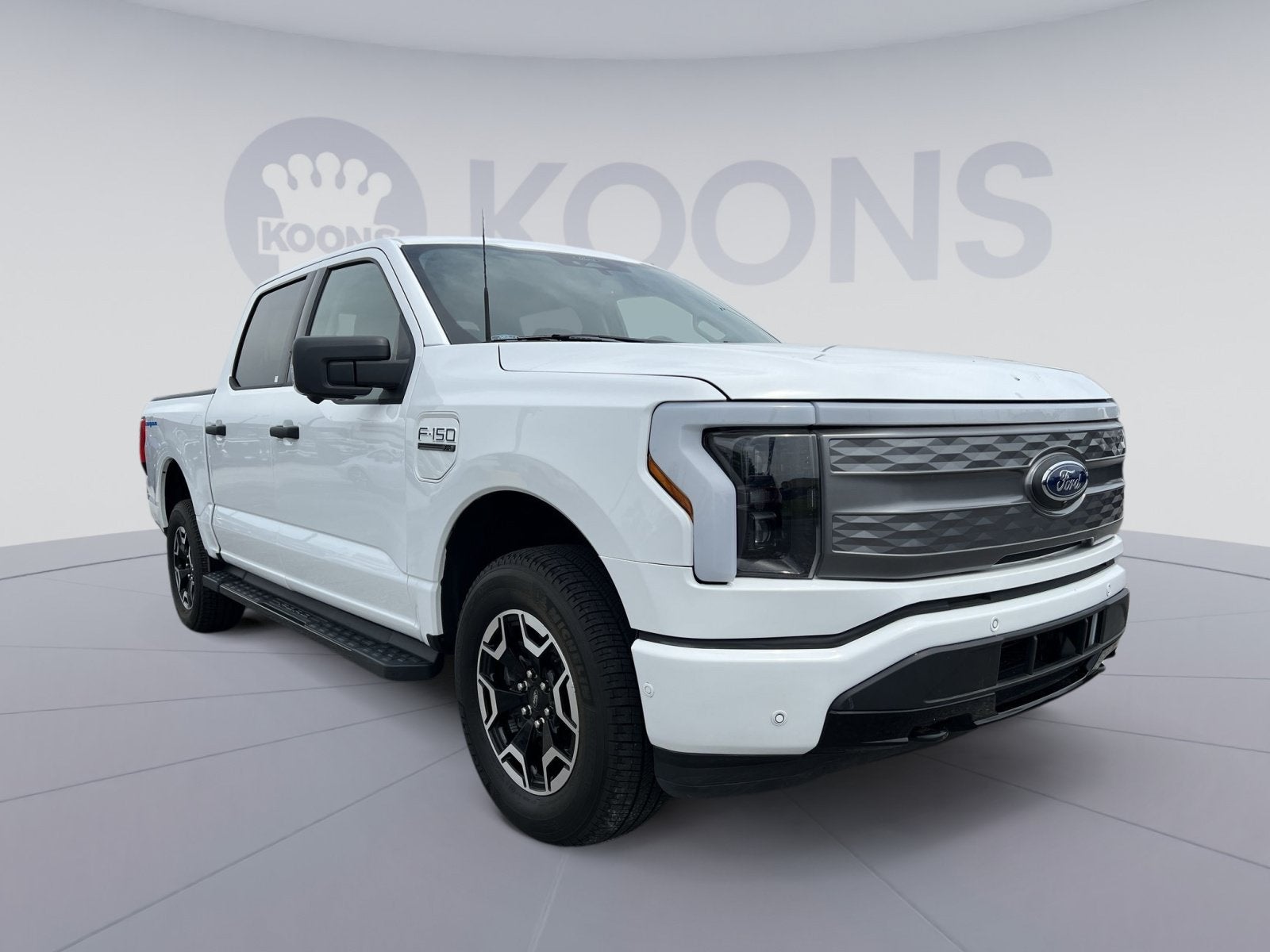 2022 Ford F-150 Lightning XLT