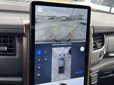 2023 Ford F-150 Lightning Lariat