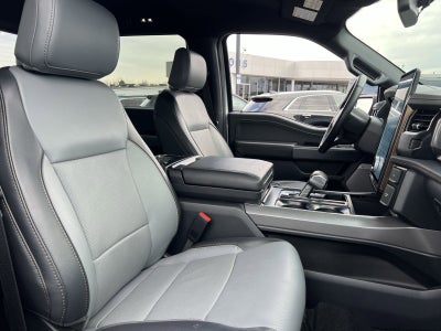 2023 Ford F-150 Lightning Lariat