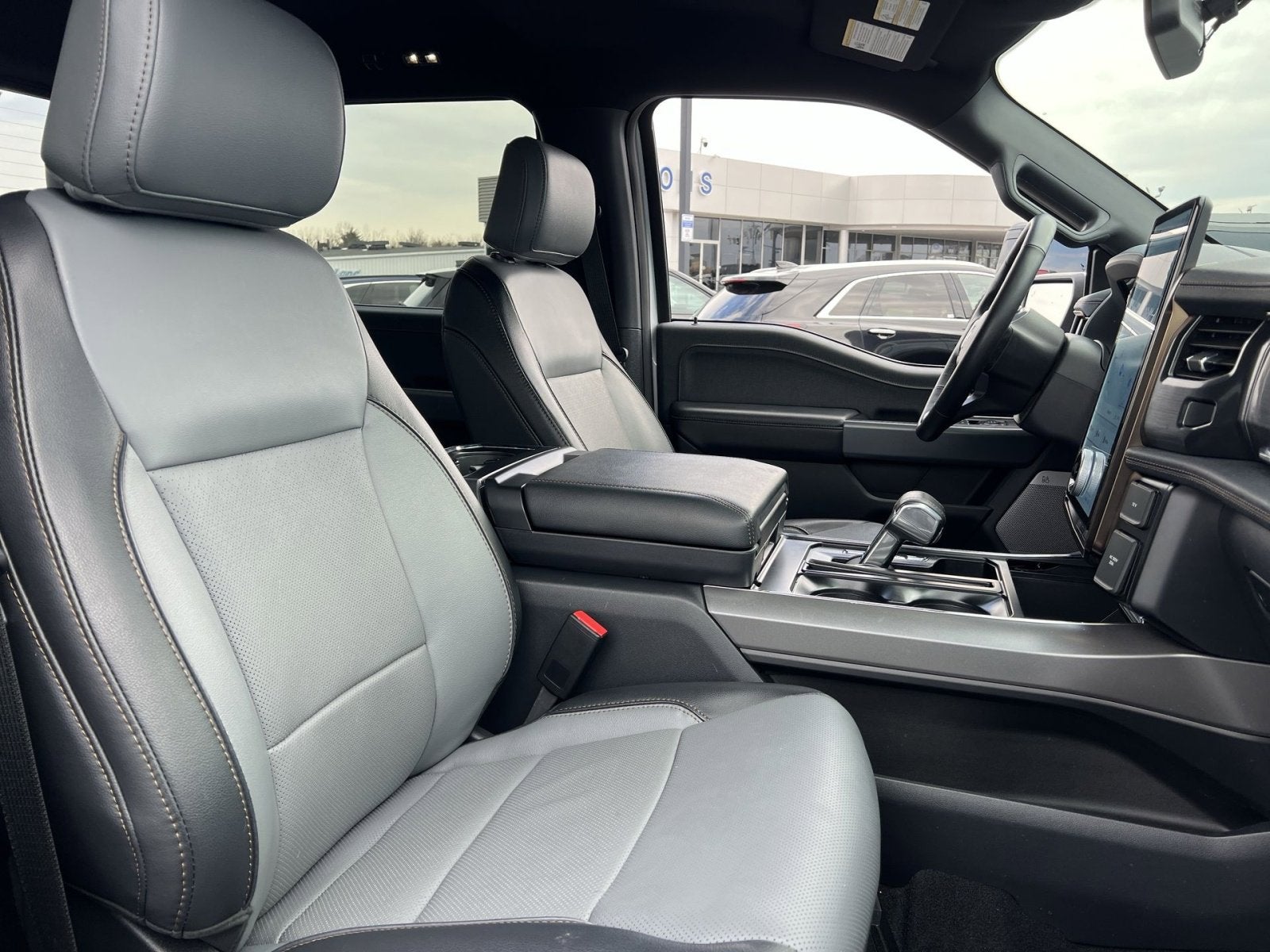 2023 Ford F-150 Lightning Lariat