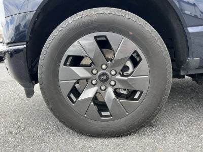 2024 Ford F-150 Lightning Flash