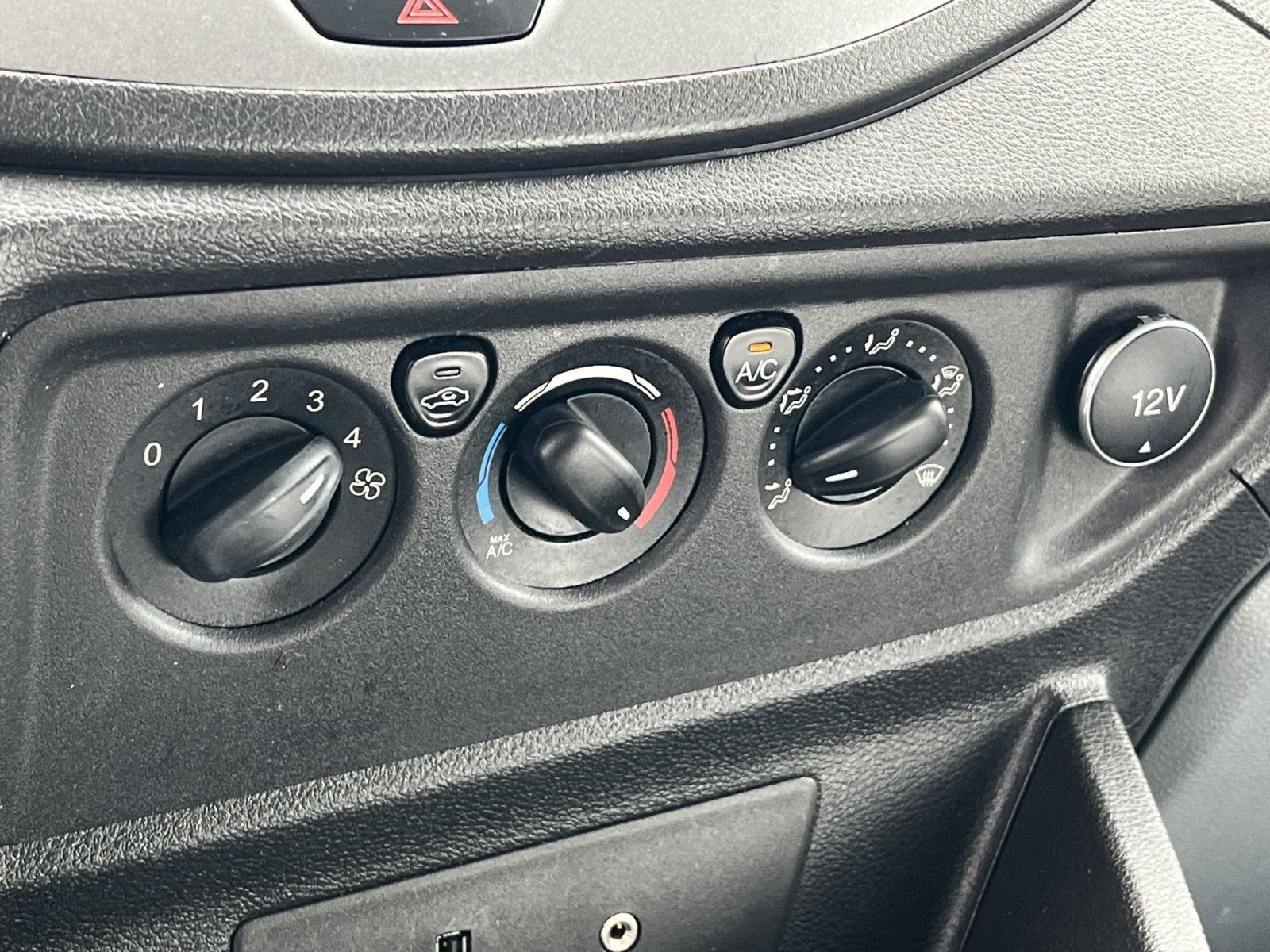 2016 Ford Transit-250 Base