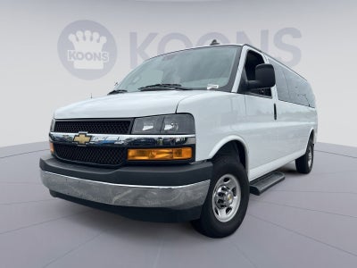 2025 Chevrolet Express 3500 LT