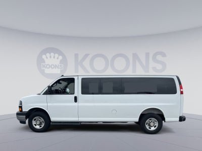 2025 Chevrolet Express 3500 LT