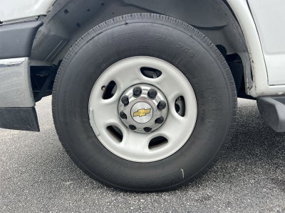 2025 Chevrolet Express 3500 LT