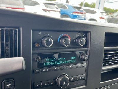 2025 Chevrolet Express 3500 LT