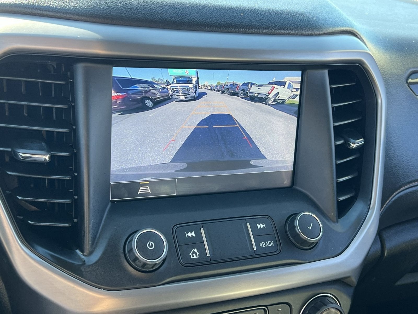 2022 GMC Acadia AT4