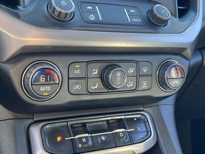 2022 GMC Acadia AT4