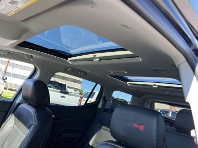 2022 GMC Acadia AT4