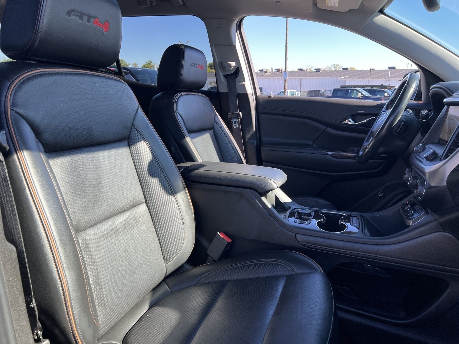 2022 GMC Acadia AT4