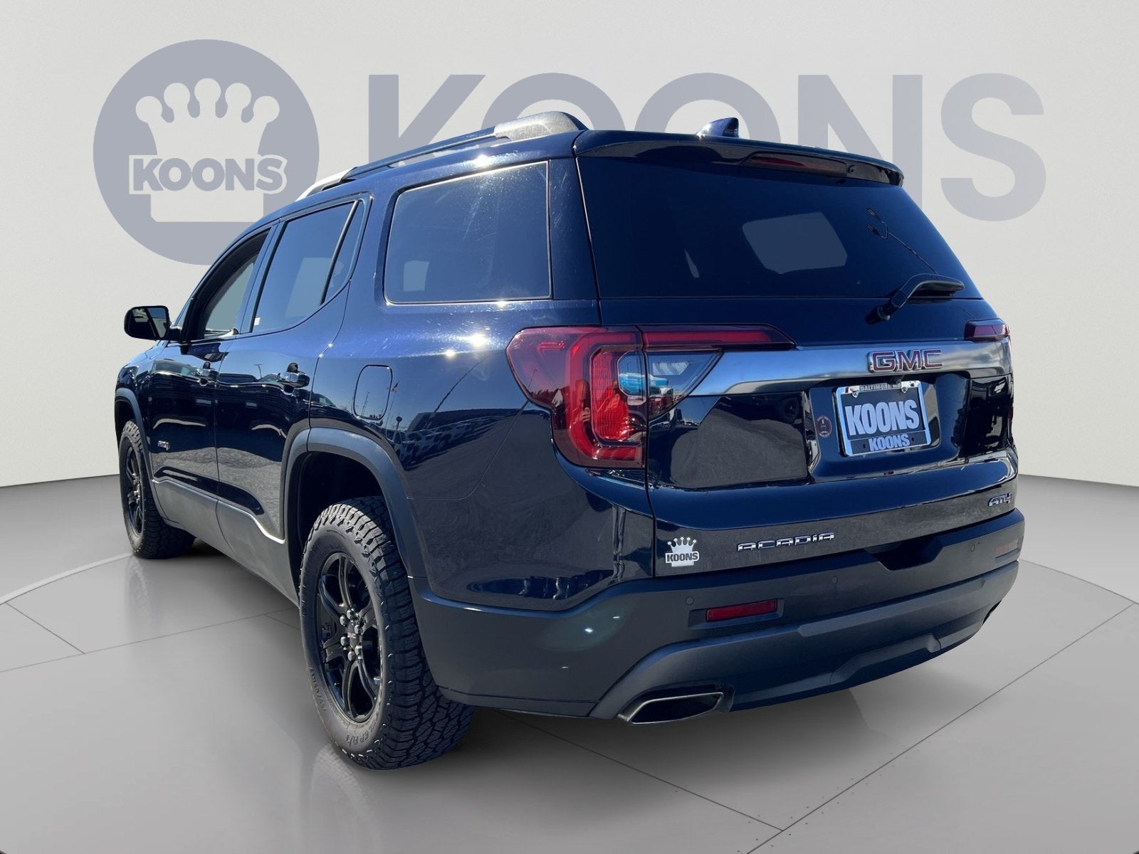 2022 GMC Acadia AT4