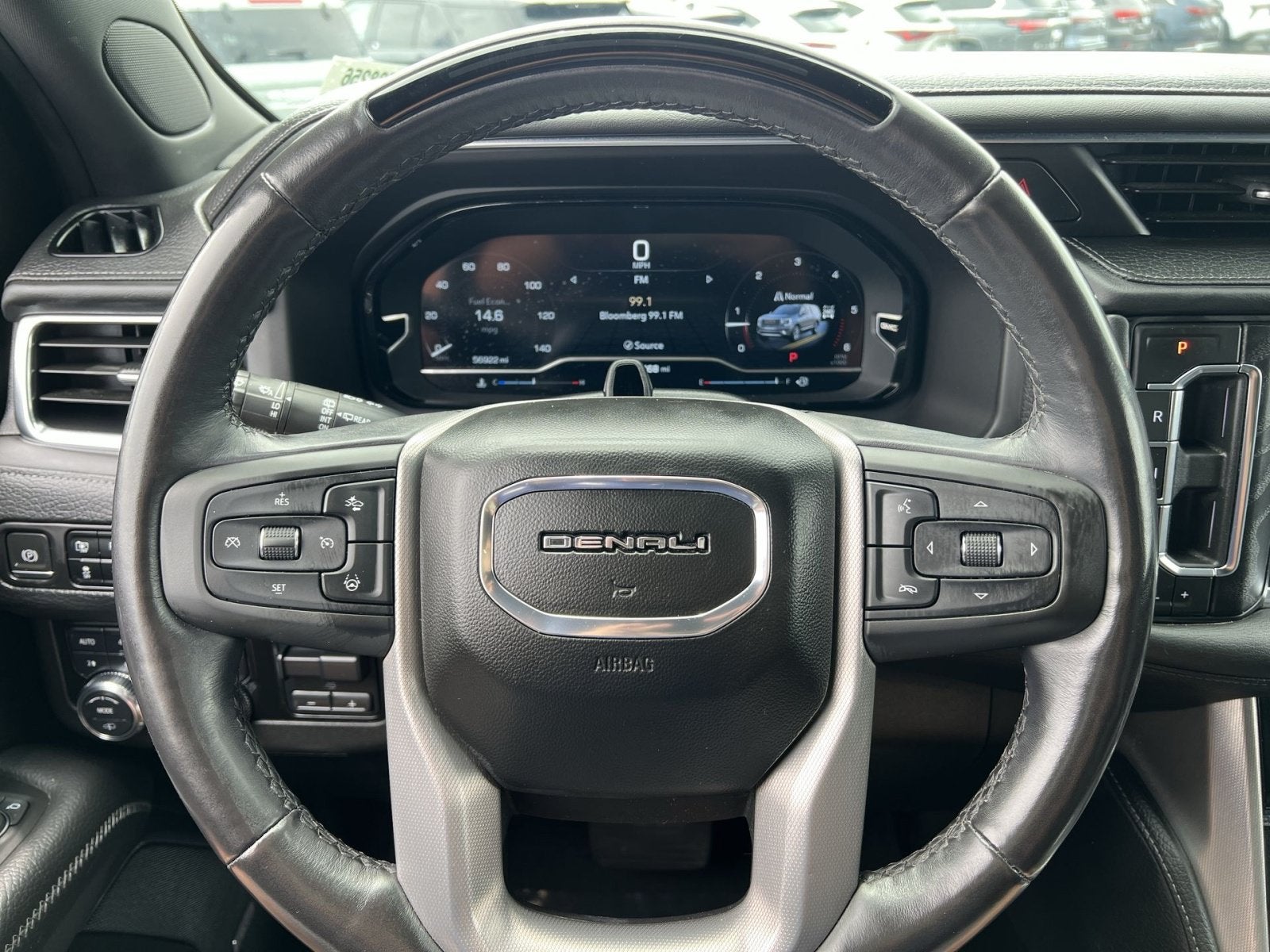 2023 GMC Yukon XL Denali
