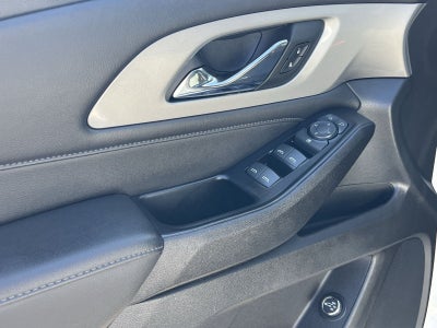 2023 Chevrolet Traverse LT