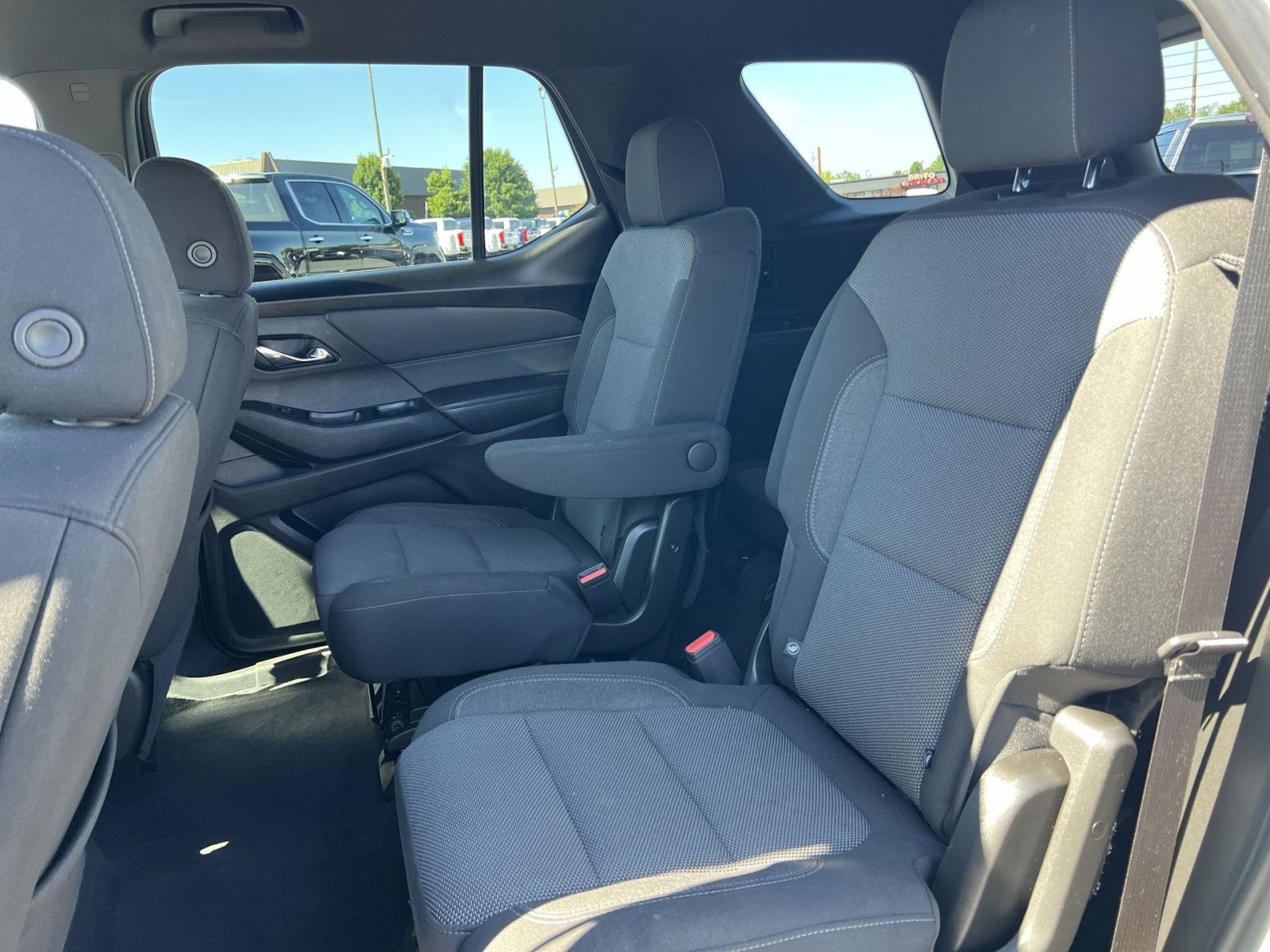 2023 Chevrolet Traverse LT