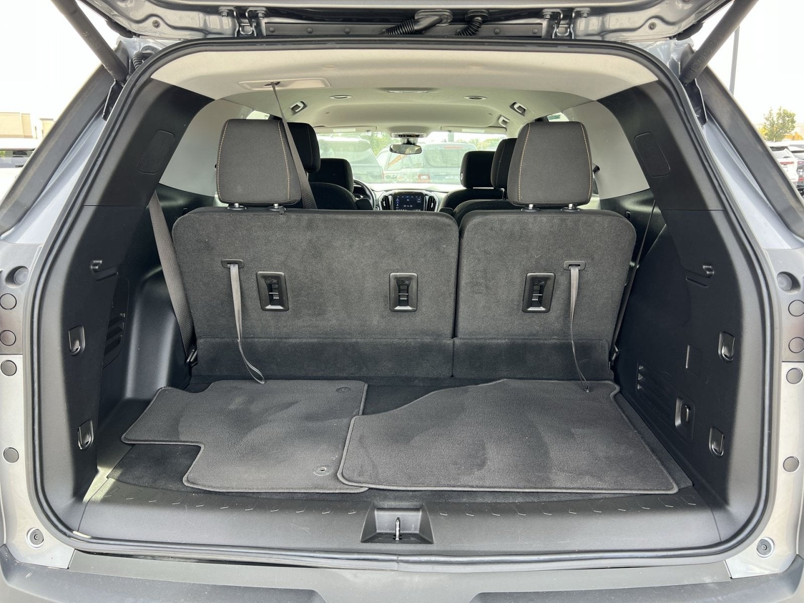 2021 Chevrolet Traverse LT