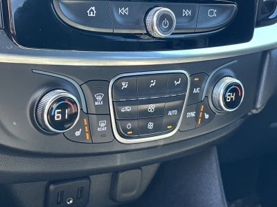 2023 Chevrolet Traverse LT