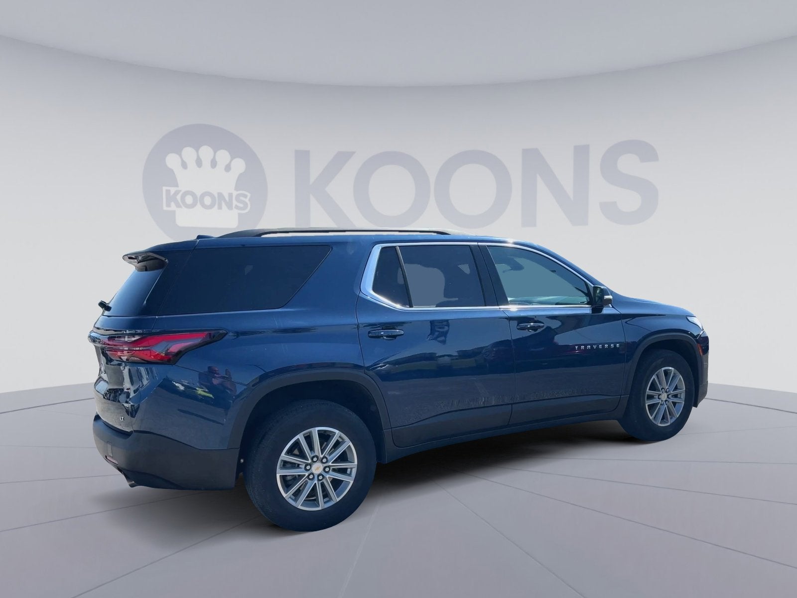 2023 Chevrolet Traverse LT