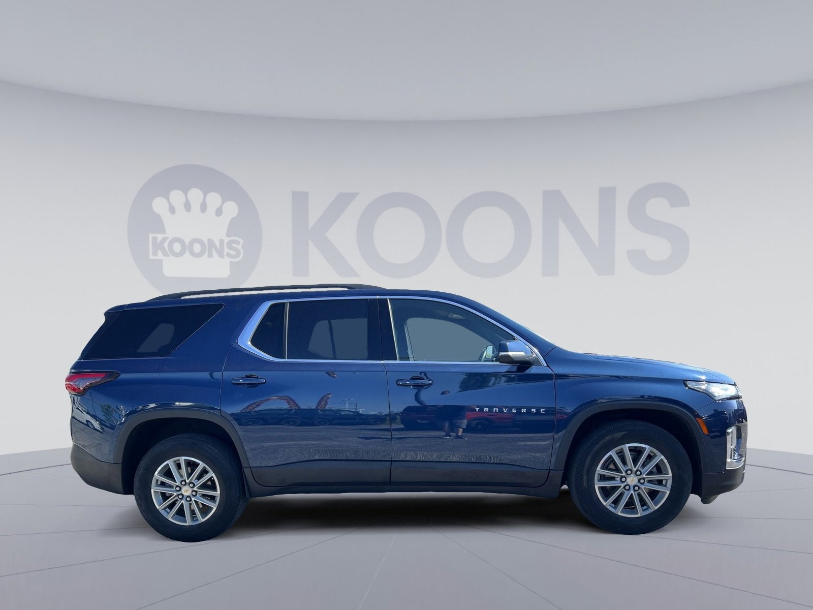 2023 Chevrolet Traverse LT
