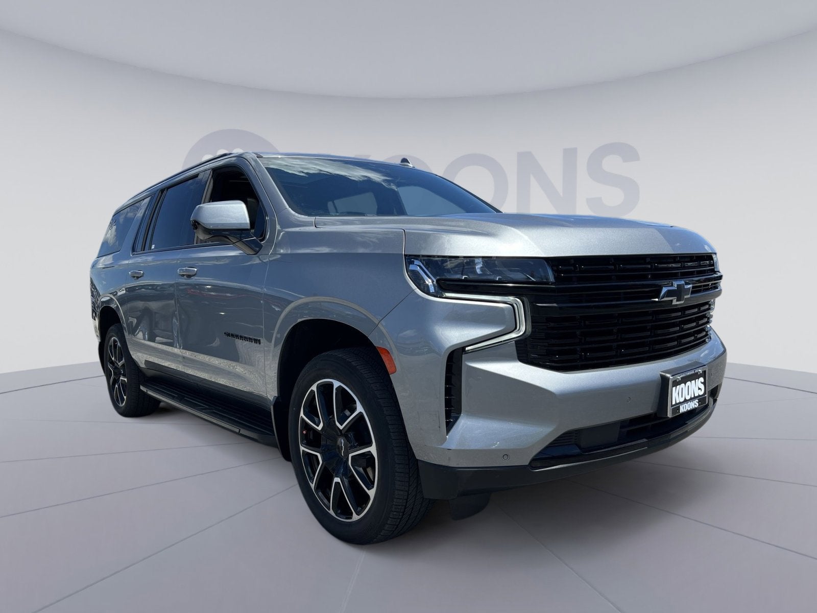 2023 Chevrolet Suburban RST