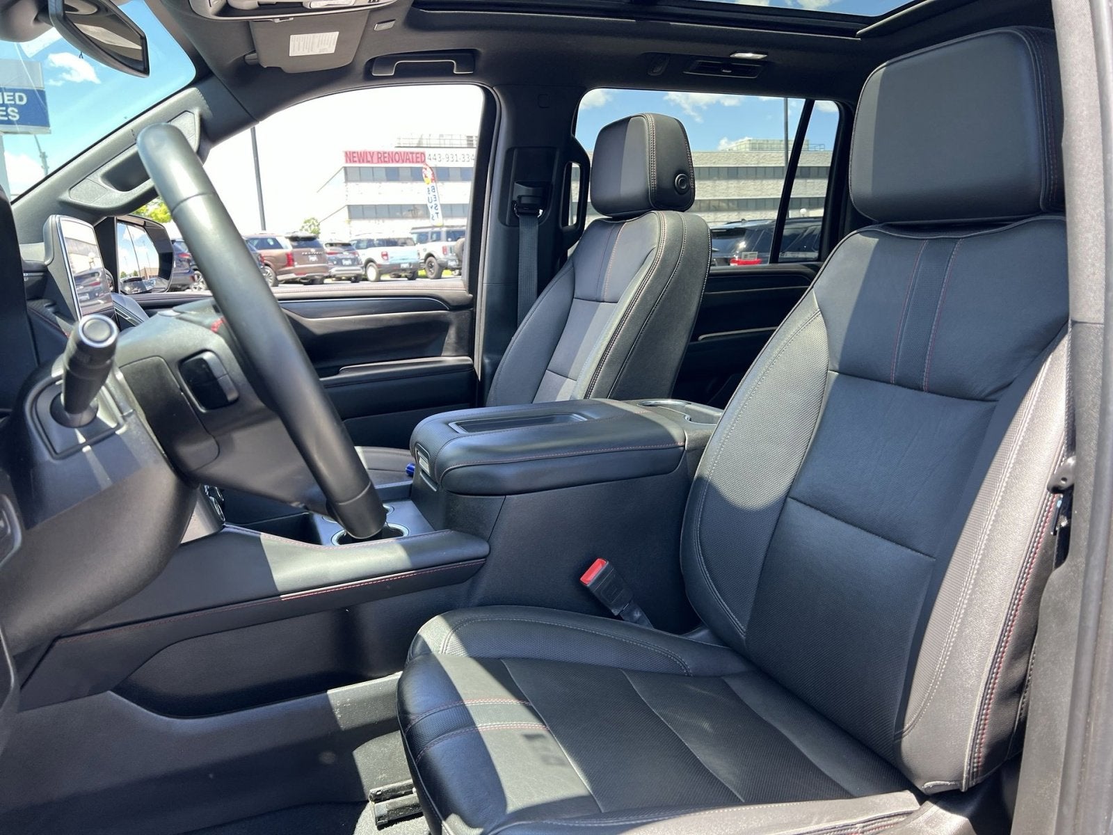2023 Chevrolet Suburban RST