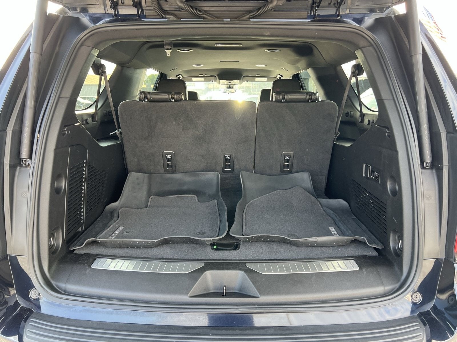 2022 Chevrolet Suburban High Country
