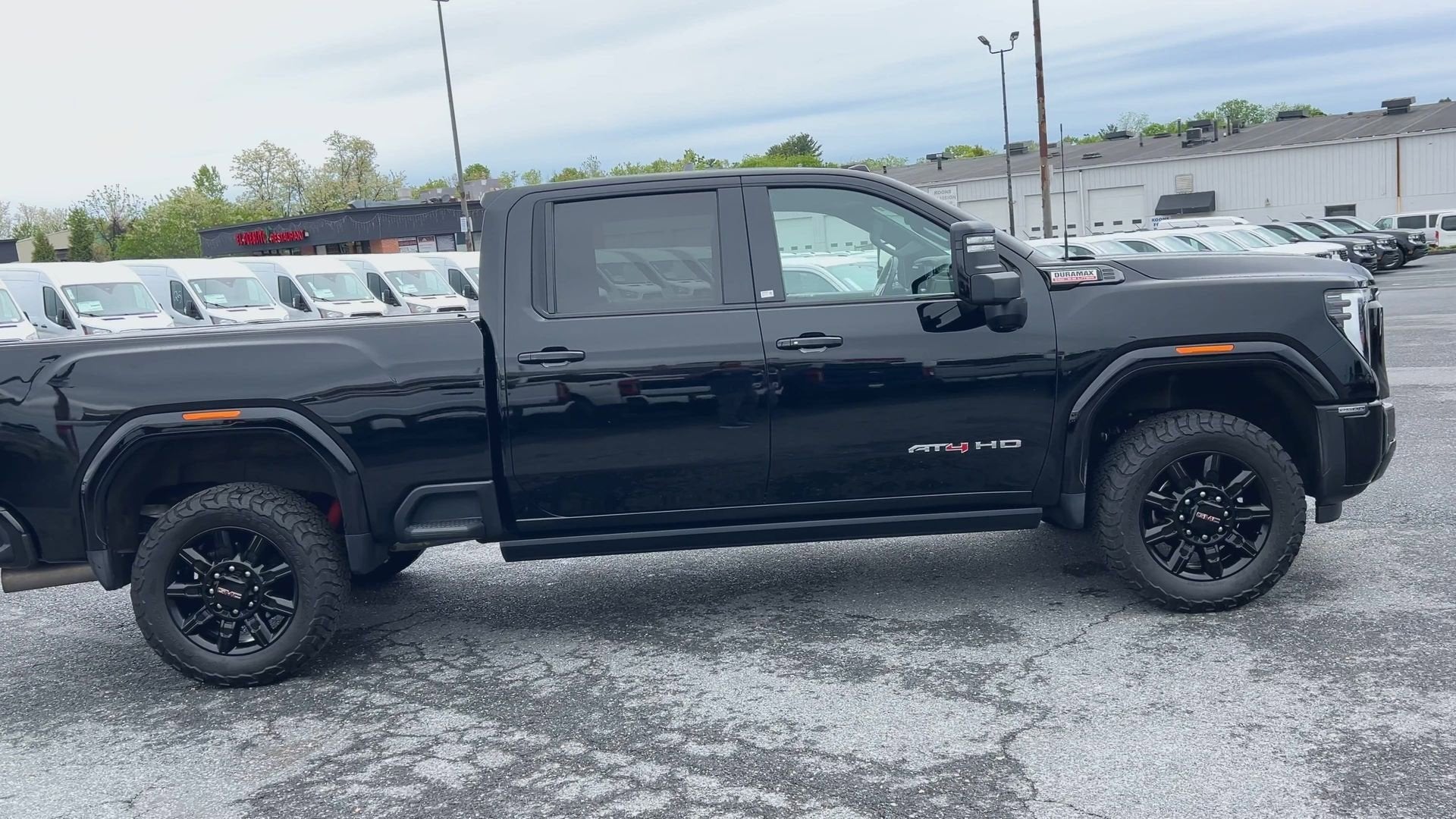 2024 GMC Sierra 2500HD AT4