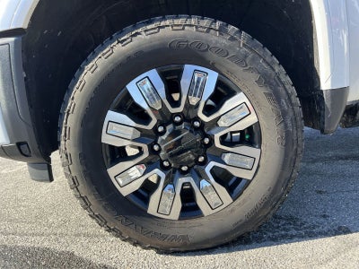 2025 GMC Sierra 3500HD Denali