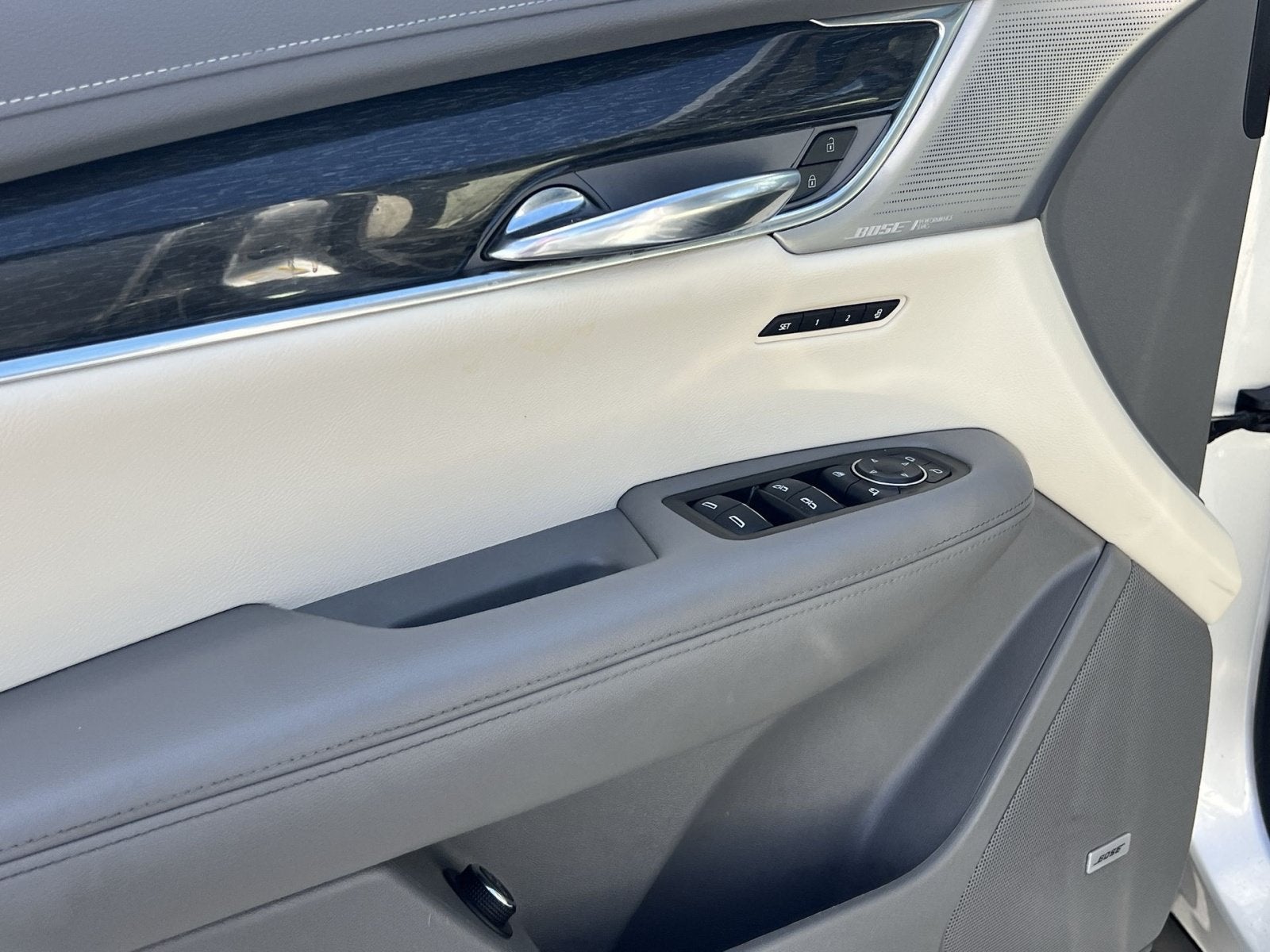2020 Cadillac XT6 Premium Luxury