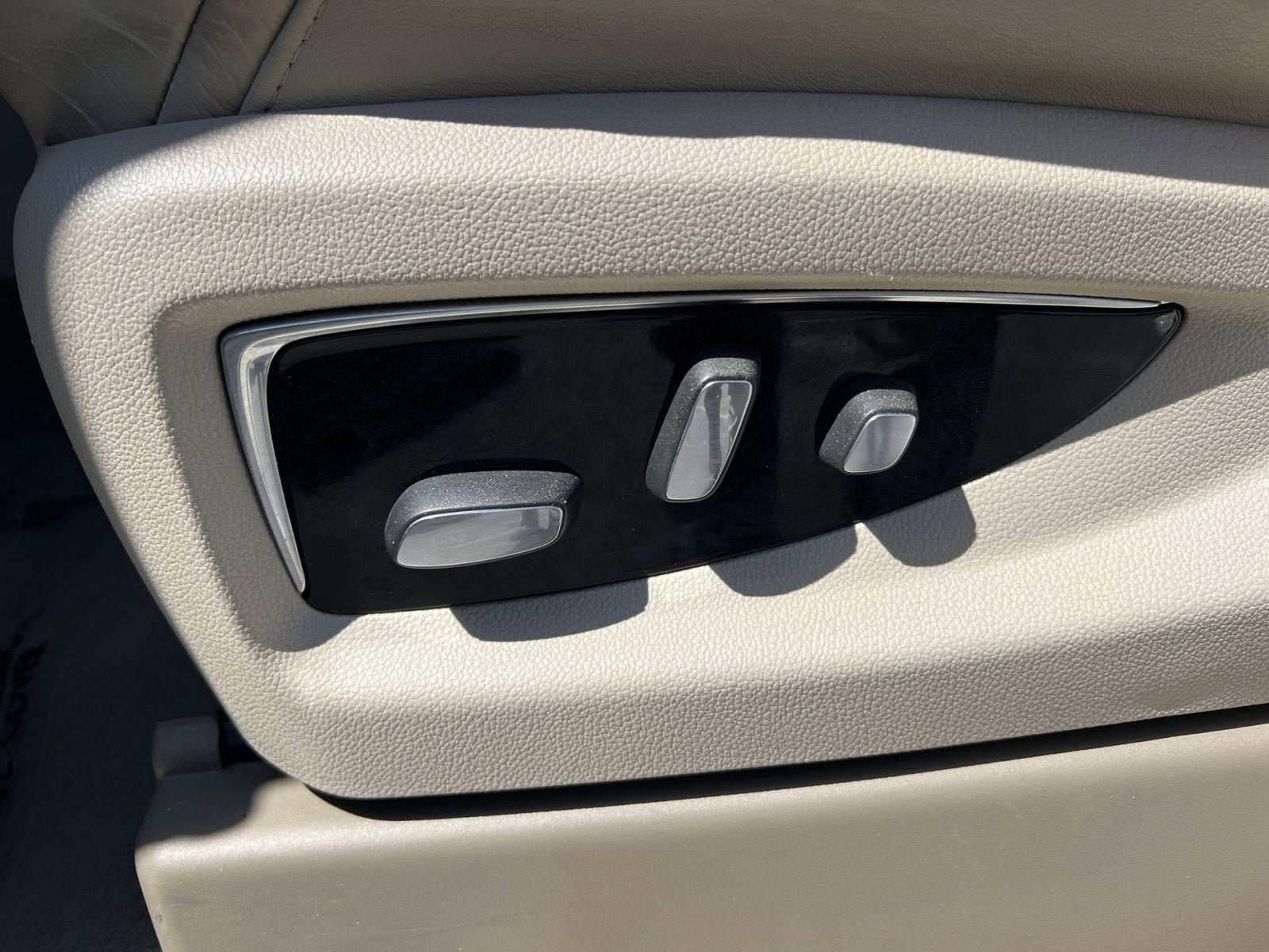 2018 Cadillac Escalade Premium Luxury