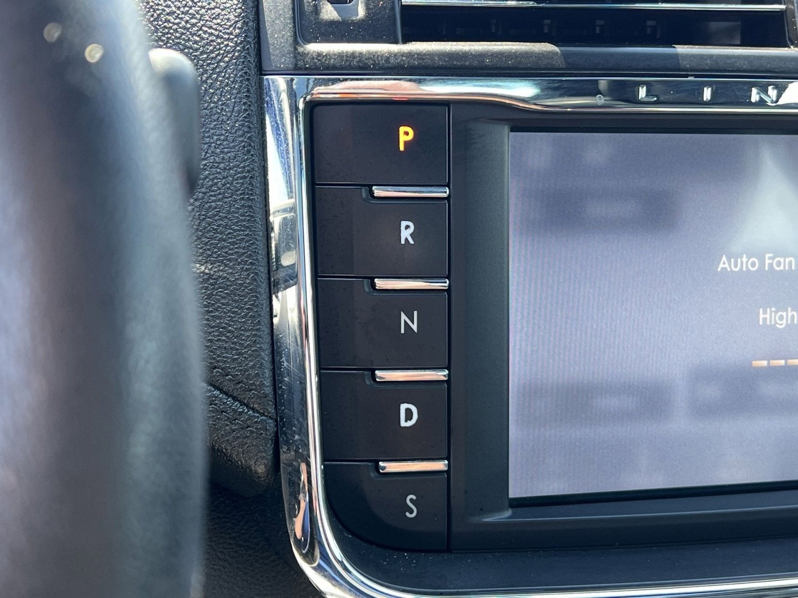 2020 Lincoln Continental Standard