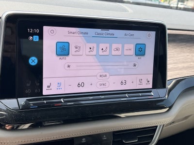 2024 Volkswagen Atlas 2.0T SEL Premium R-Line