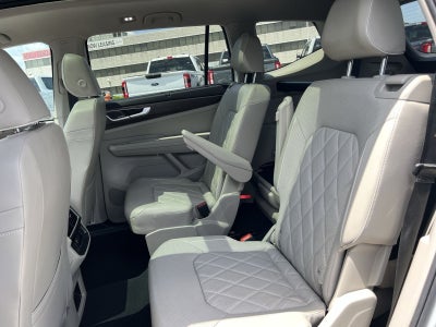 2024 Volkswagen Atlas 2.0T SEL Premium R-Line