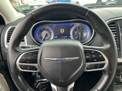 2017 Chrysler 300 Limited