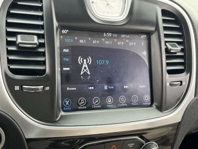 2017 Chrysler 300 Limited