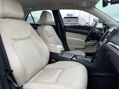 2017 Chrysler 300 Limited