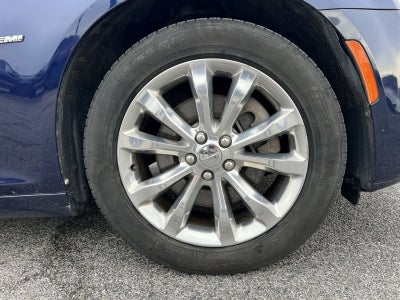 2017 Chrysler 300 Limited